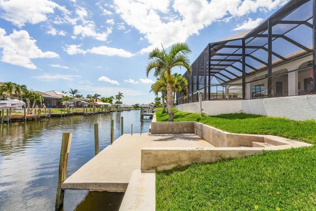 Good Life Family Retreat Home Gulf Access Pool And Spa Cape Coral Exterior photo